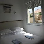 شقة Les De L'alvertonne
