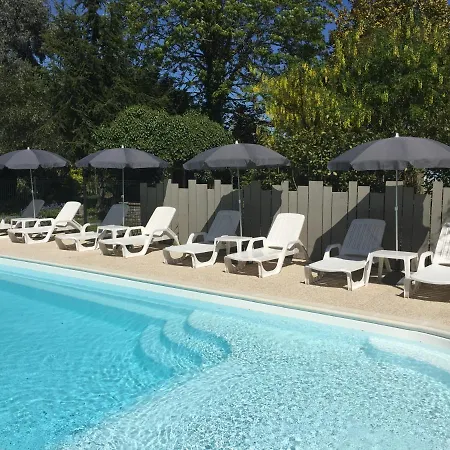 Les De L'alvertonne Aparthotel 3*