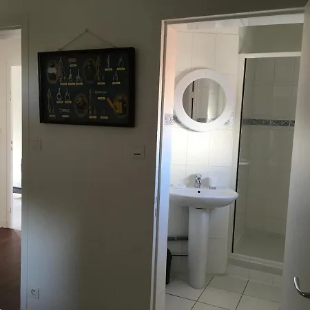 Les De L'alvertonne شقة فندقية 3*