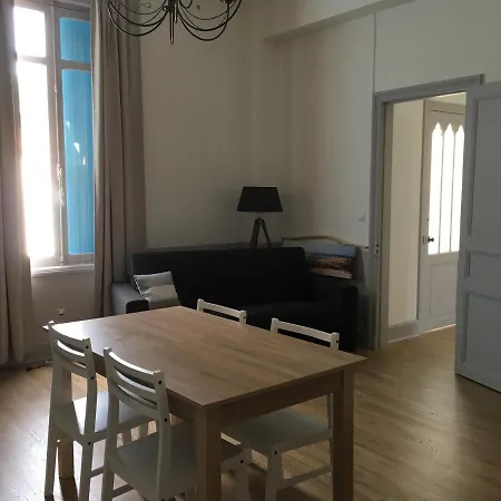 Les De L'alvertonne Aparthotel