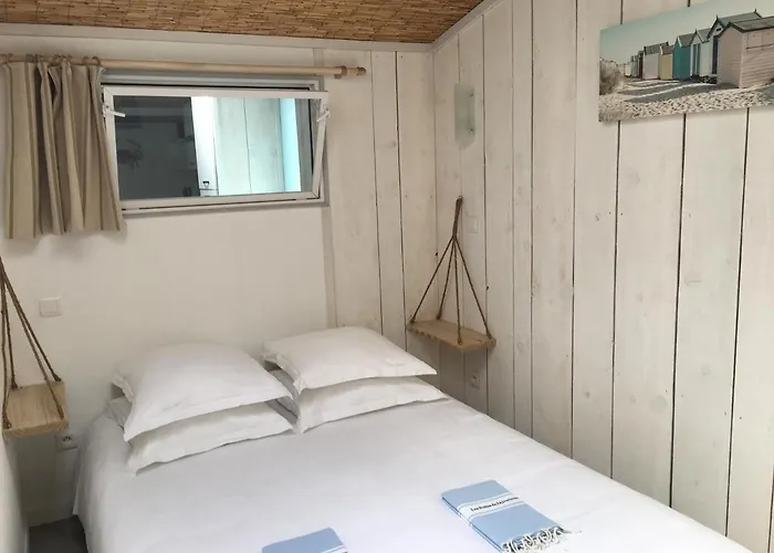 Les De L'alvertonne Appart hôtel 3*